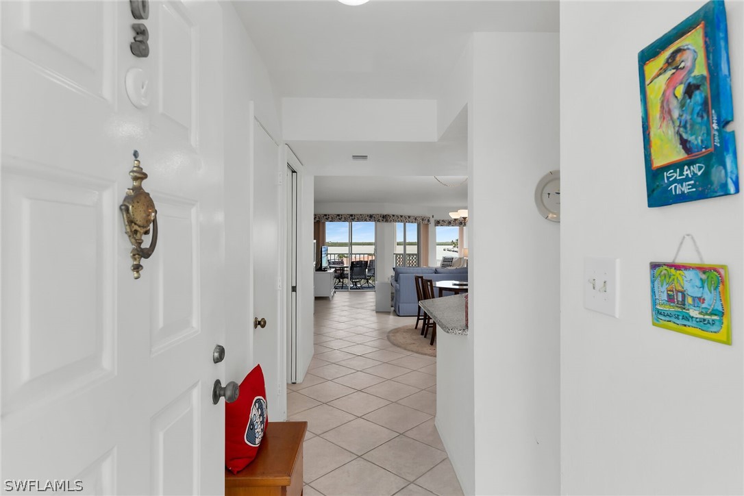 991 N Barfield Dr 403 Property Photo 3
