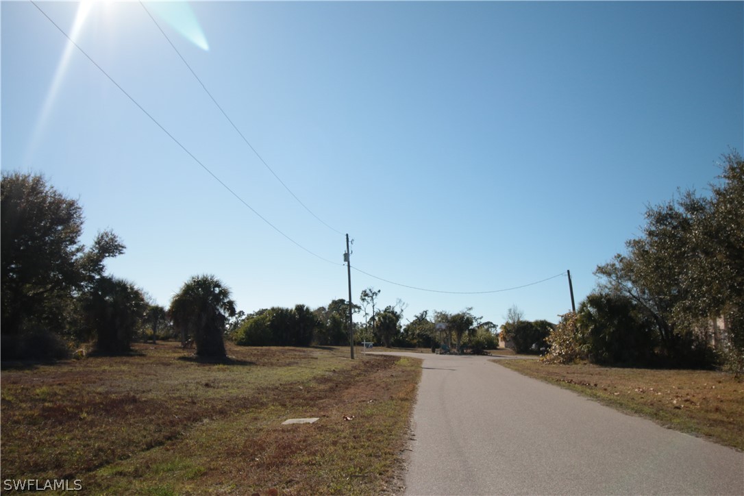1 Hull Ct Property Photo 3