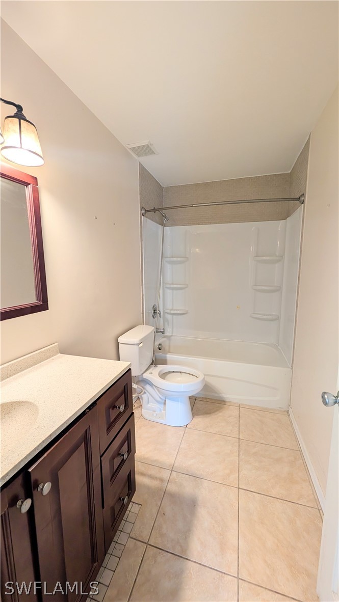3017 S Balsam Cir Property Photo 6