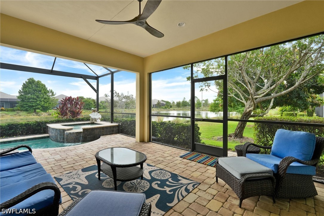 6939 Cay Ct Property Photo 6