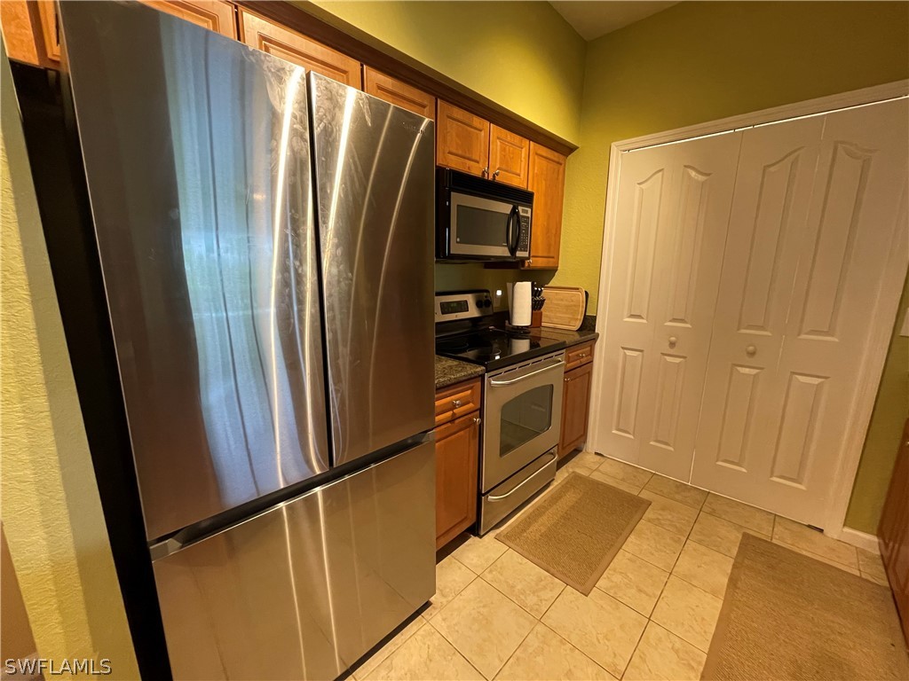 12920 Positano Cir 107 Property Photo 8