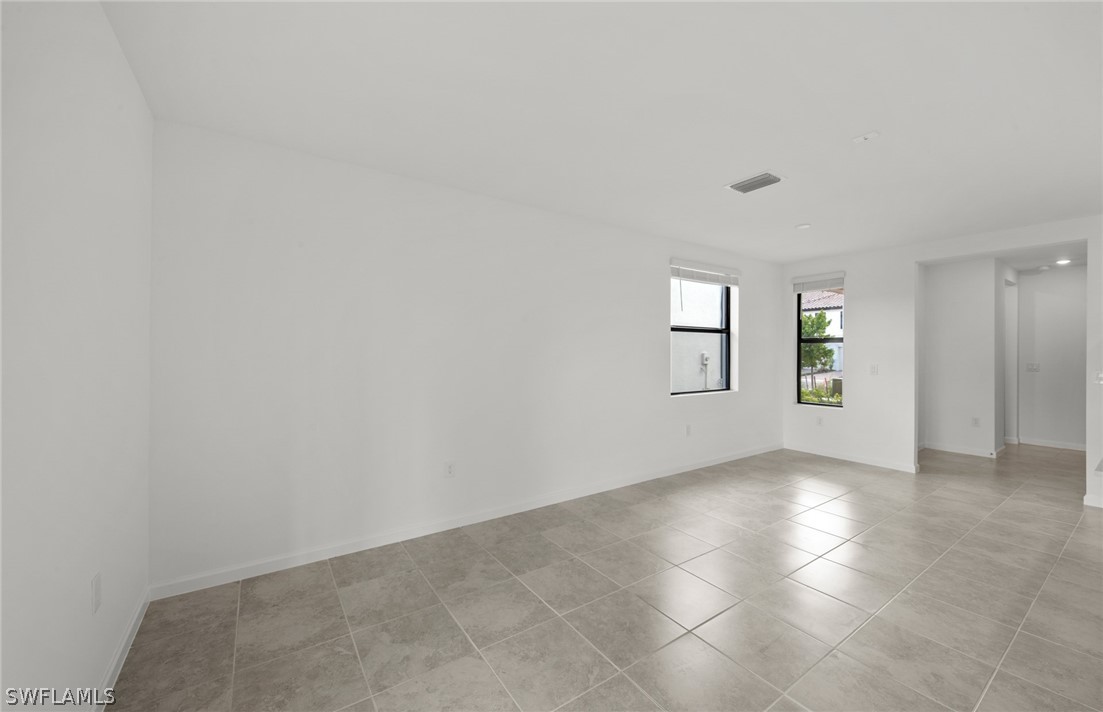 1562 Lake Jessup Cir Property Photo 17
