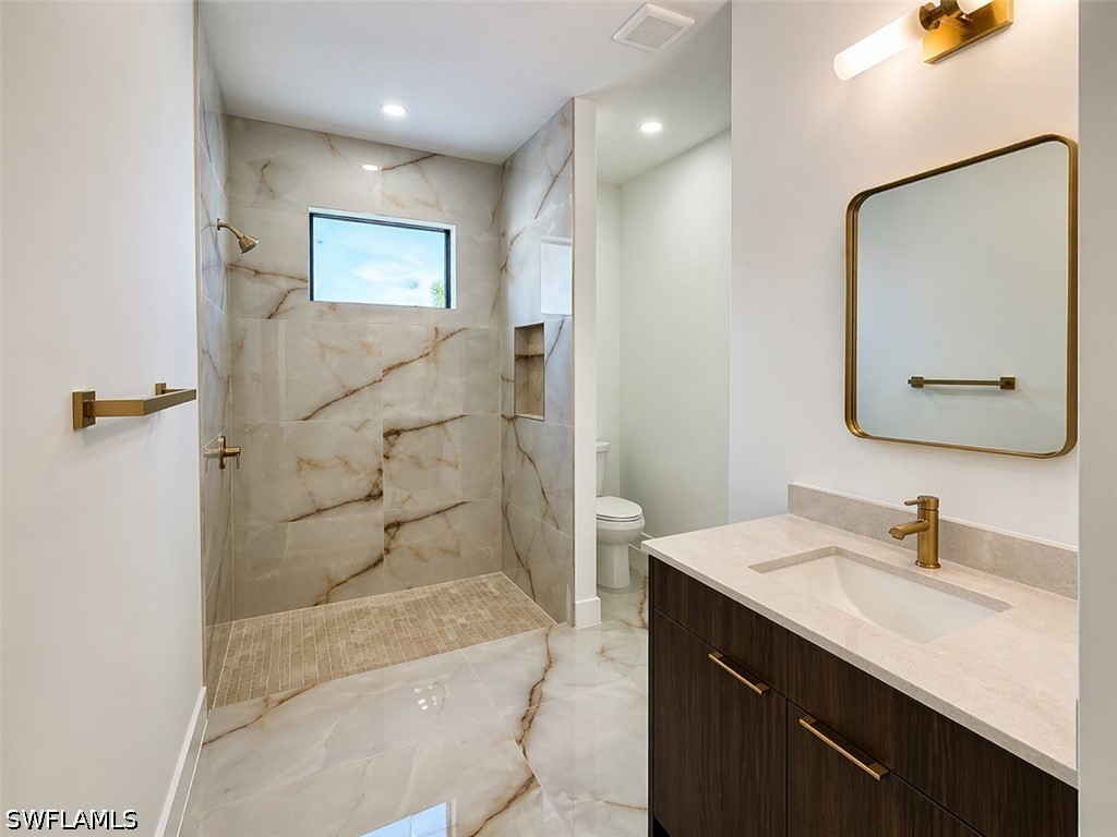 815 Frederick Reid St E Property Photo 13