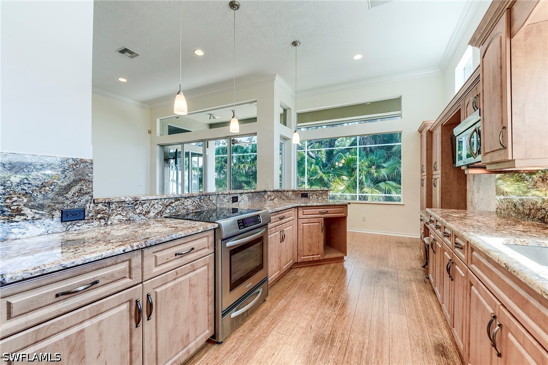 19321 Northbridge Way Property Photo 7