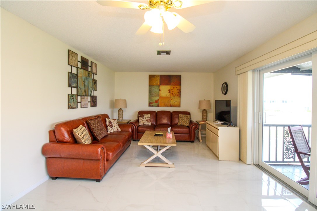 239 Palm Dr 2 Property Photo 14