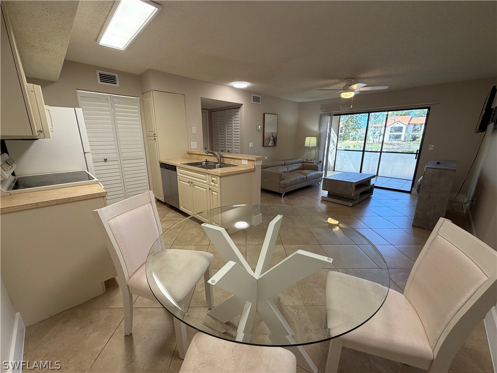 2094 Arbour Walk Cir 3014 Property Photo 4