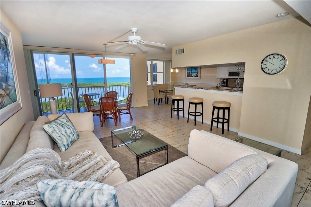 5550 Heron Point Dr 902 Property Photo 8