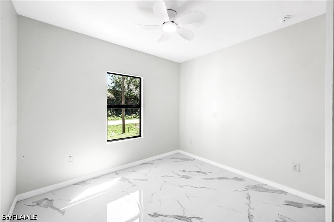 1235/1237 Hillcrest St E Property Photo 33