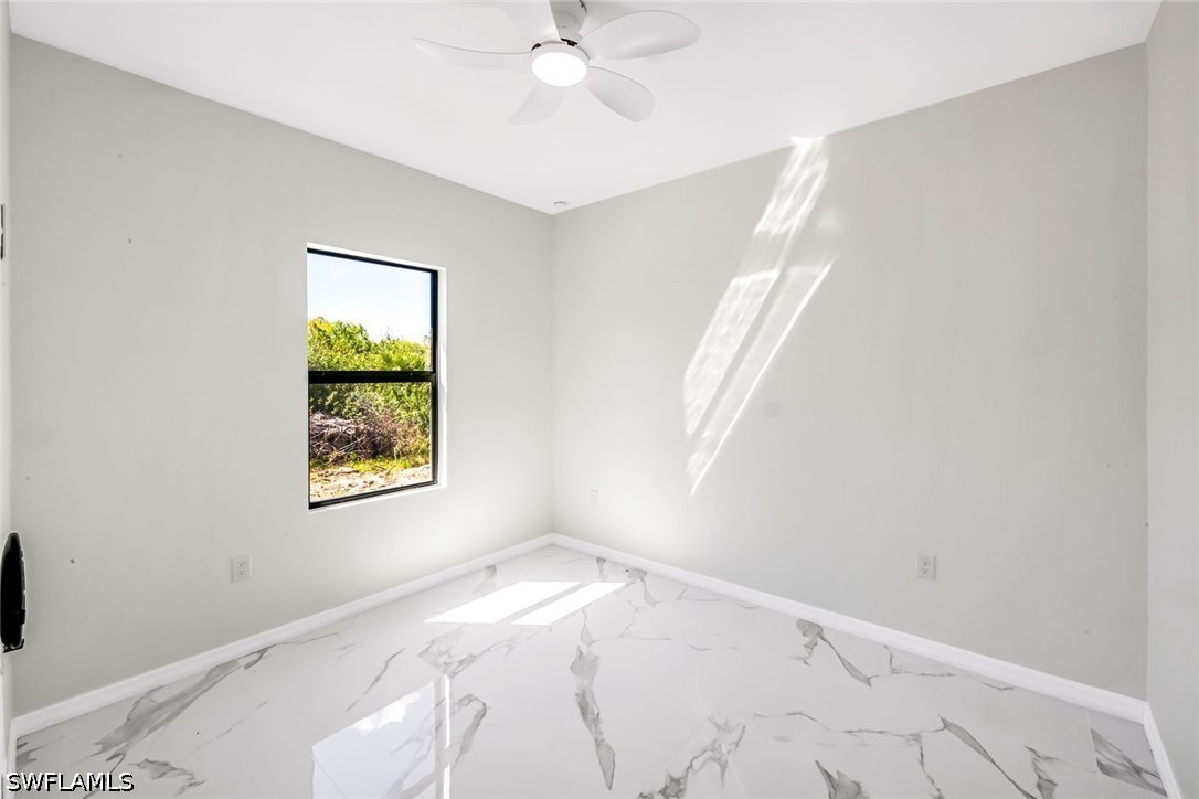 1235/1237 Hillcrest St E Property Photo 35