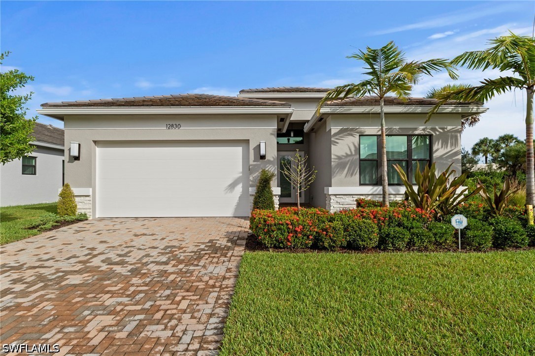12830 Hawkins Dr Property Photo 3
