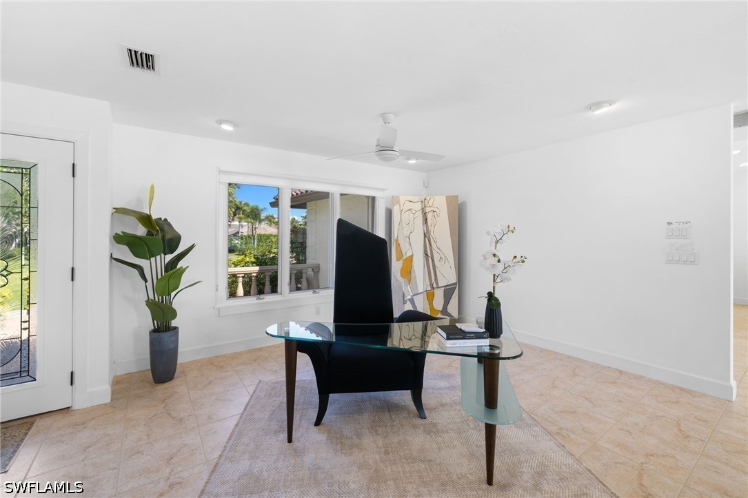 319 Pirates Bight Property Photo 16