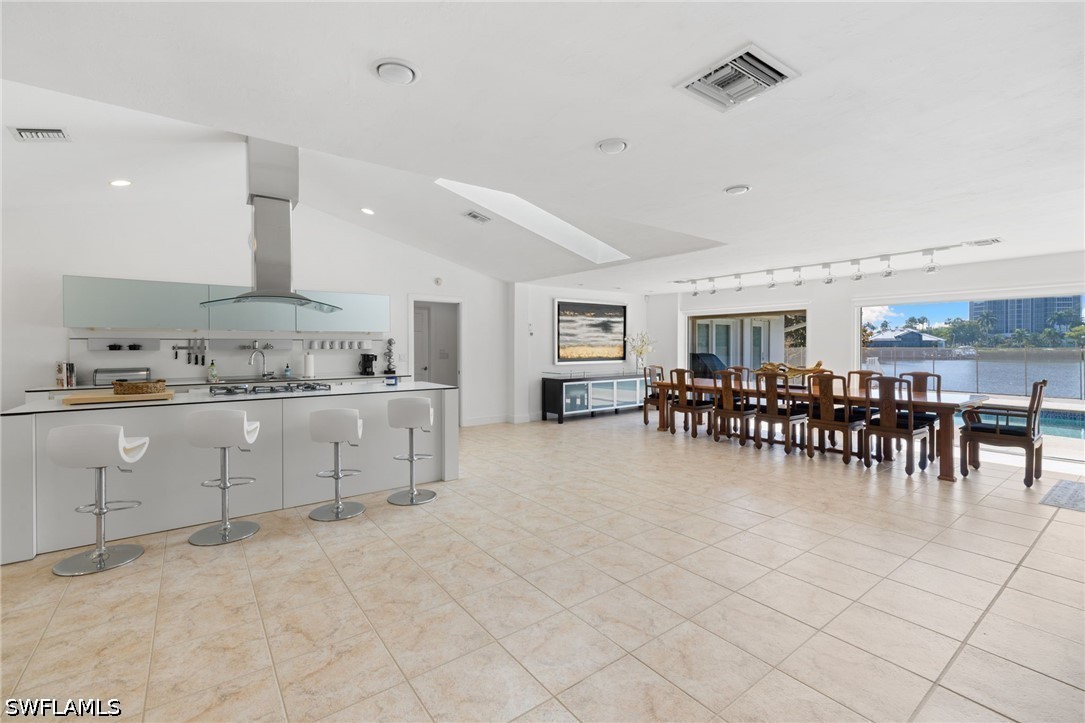 319 Pirates Bight Property Photo 17
