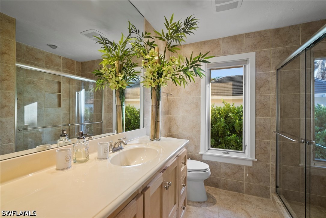 319 Pirates Bight Property Photo 22