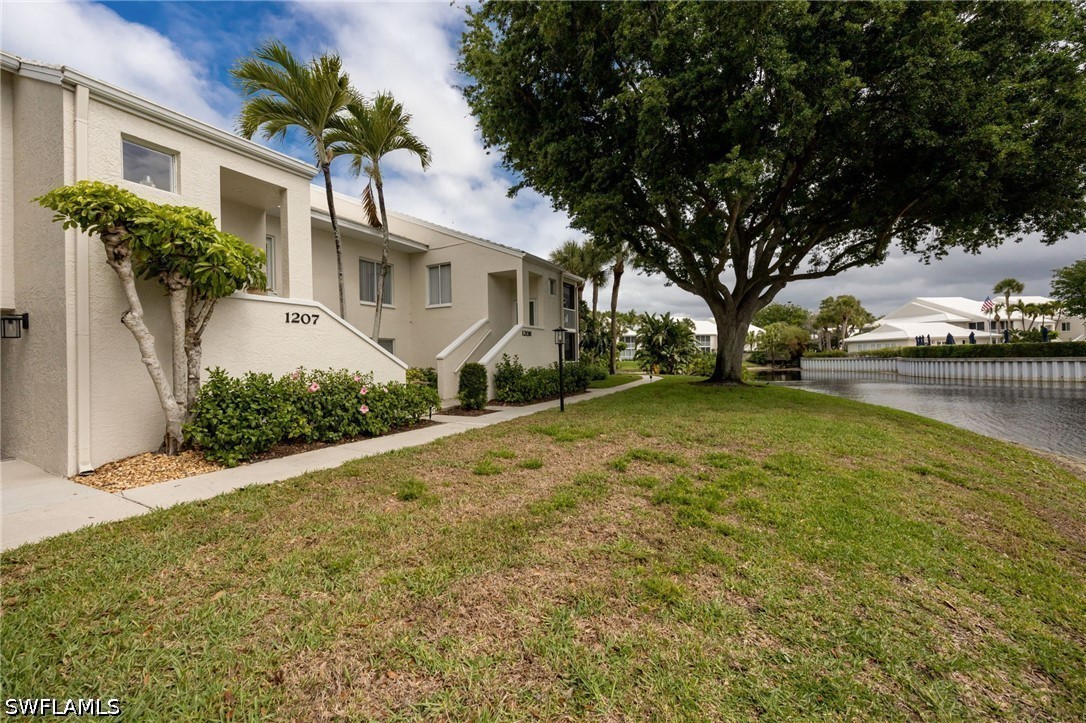 760 Willowbrook Dr 1208 Property Photo 5