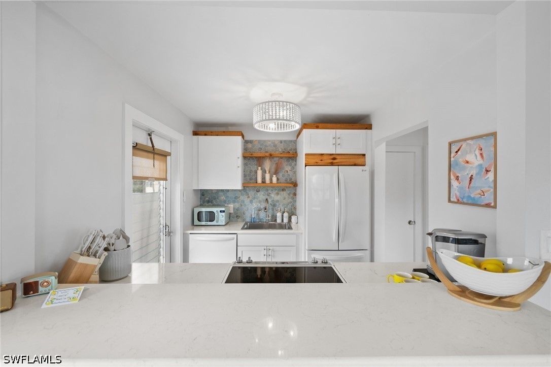 1550 Gulf Shore Blvd N E2 Property Photo 16