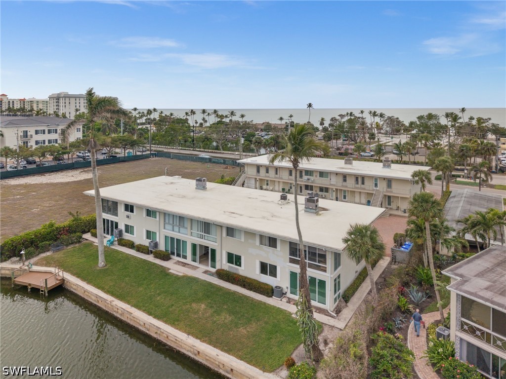 1550 Gulf Shore Blvd N E2 Property Photo 27