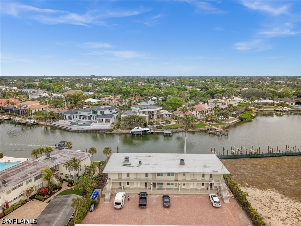 1550 Gulf Shore Blvd N E2 Property Photo 29