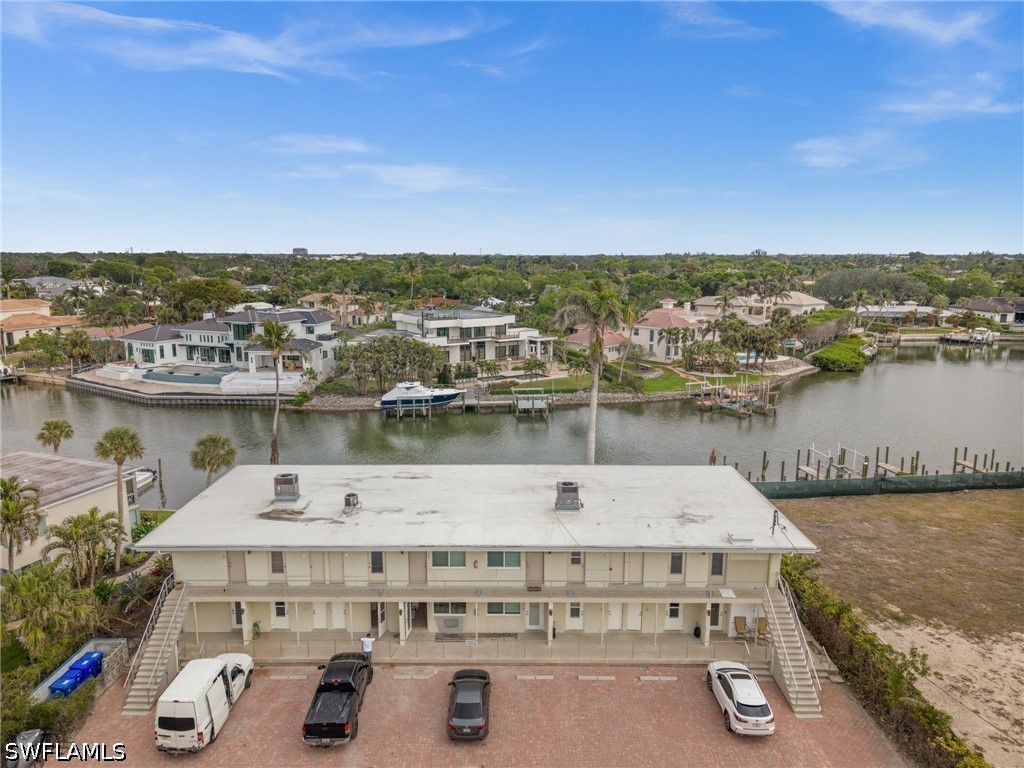 1550 Gulf Shore Blvd N E2 Property Photo 32