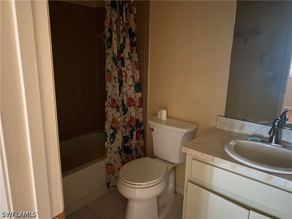 4014 N Edgewater Cir Property Photo 19
