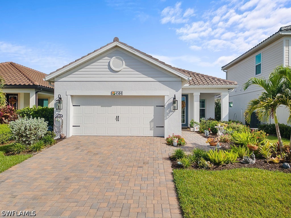 4584 Centaurus Cir Property Photo 1