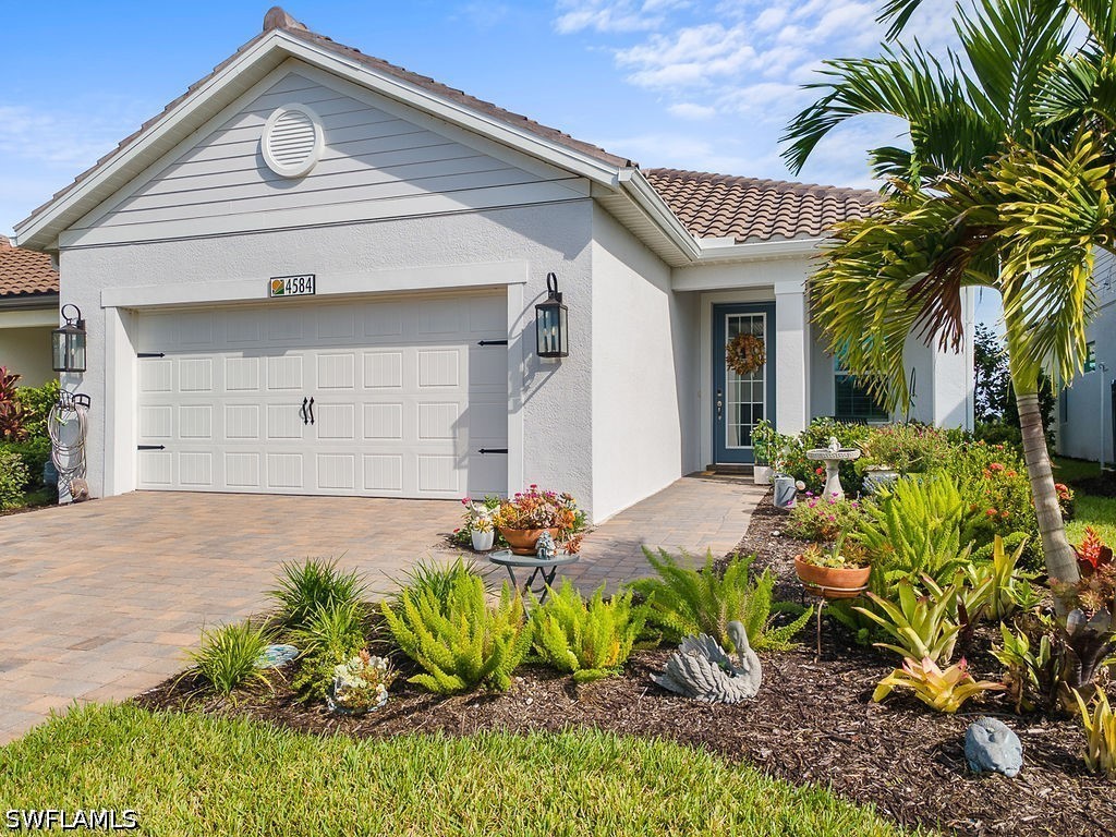 4584 Centaurus Cir Property Photo 2