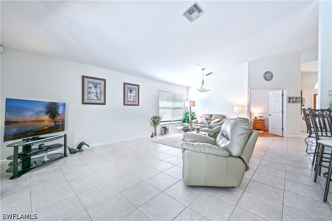 6453 Autumn Woods Blvd Property Photo 8