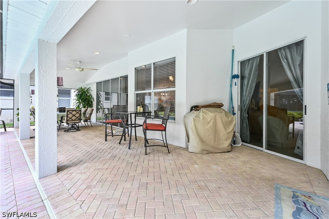 6453 Autumn Woods Blvd Property Photo 16