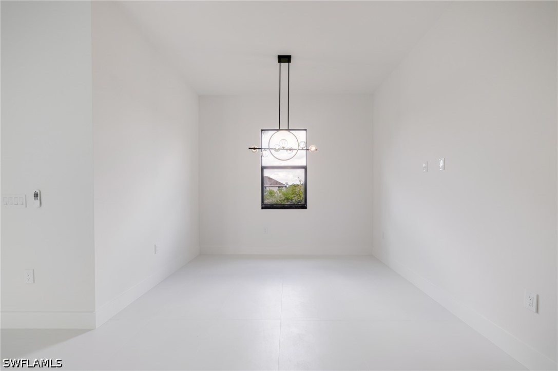1211 Cloplon St E Property Photo 10