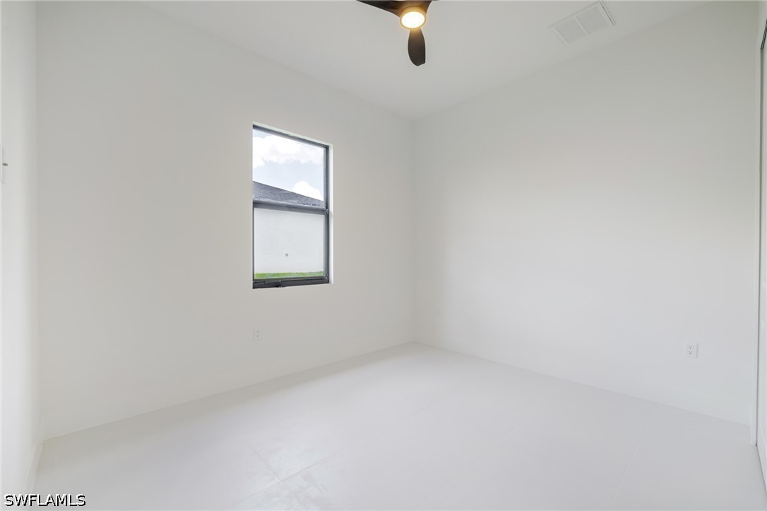 1211 Cloplon St E Property Photo 22