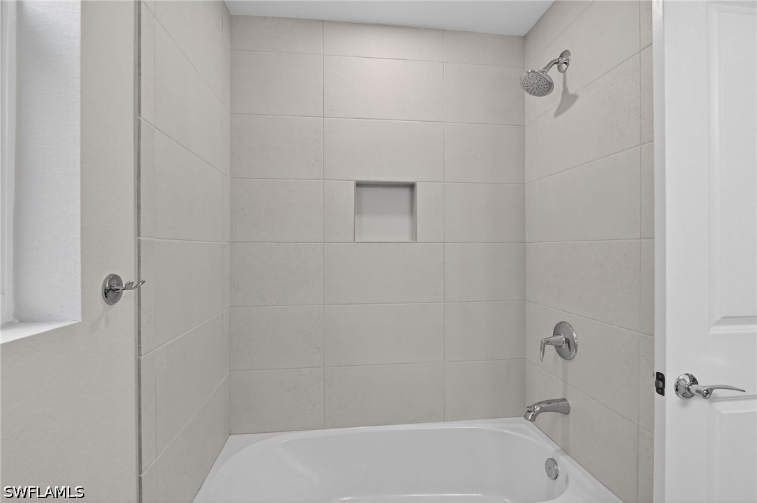286 Indies Dr E 101 Property Photo 14