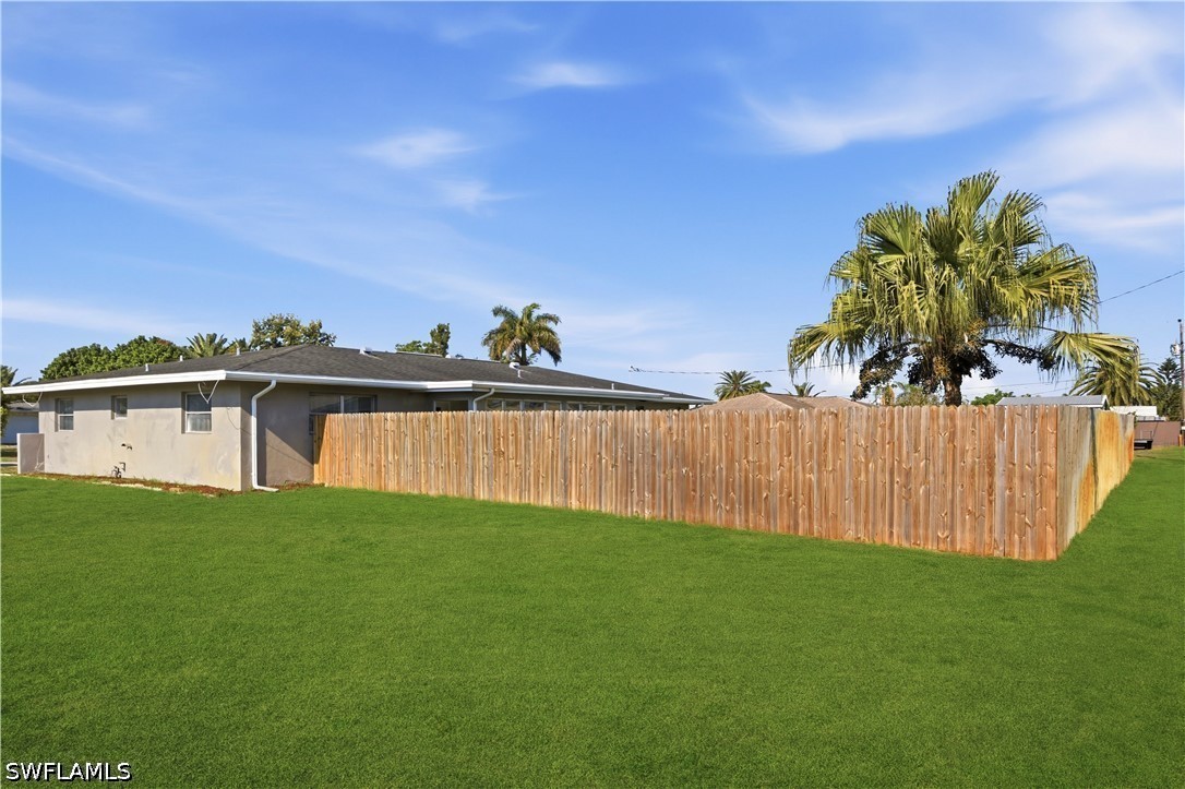 1405 Archer St Property Photo 3