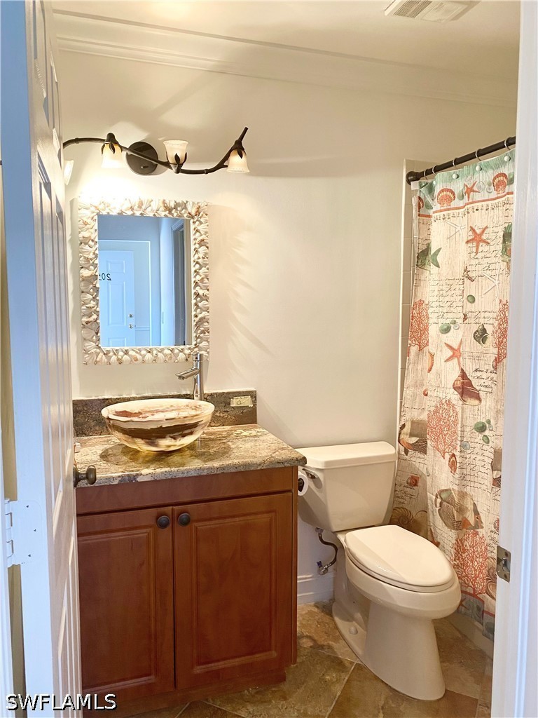 226013588 Property Photo 11