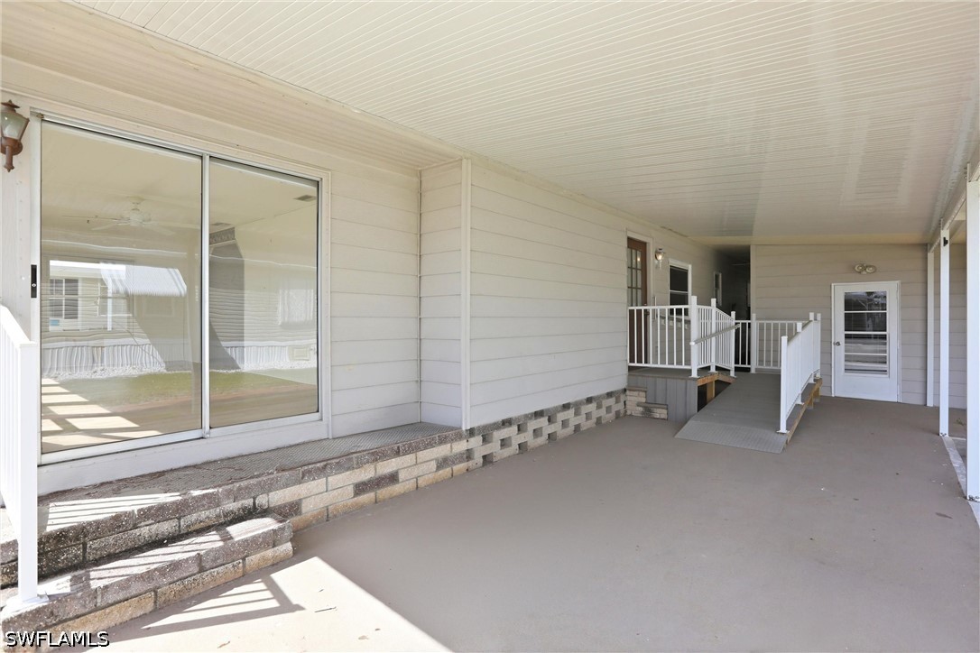 181 W Manatee Loop Property Photo 11