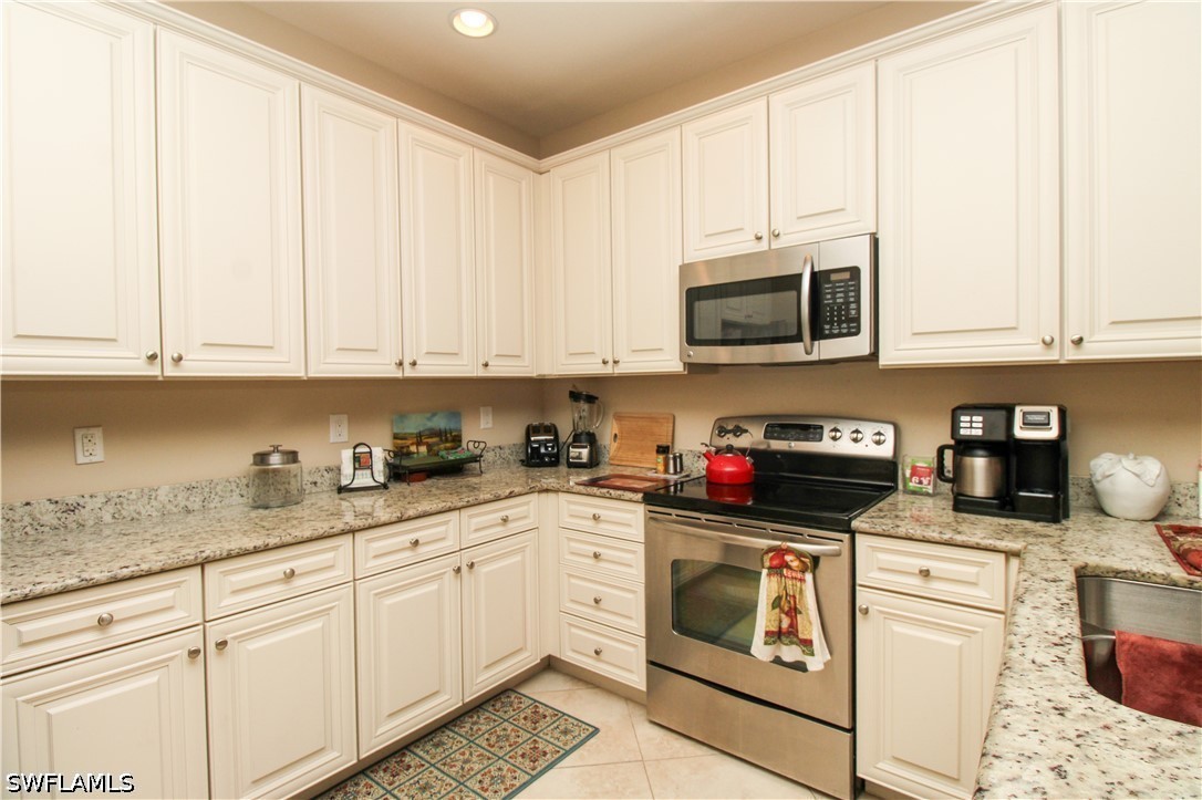 9054 Capistrano St N 4003 Property Photo 14