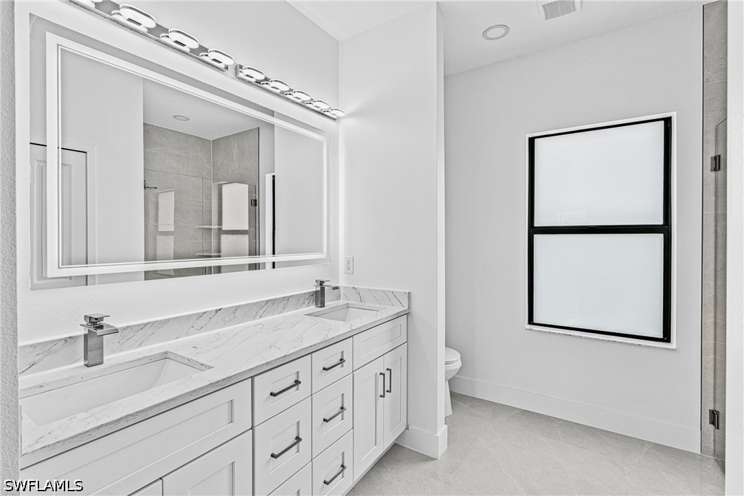 343 Pullman St Property Photo 18
