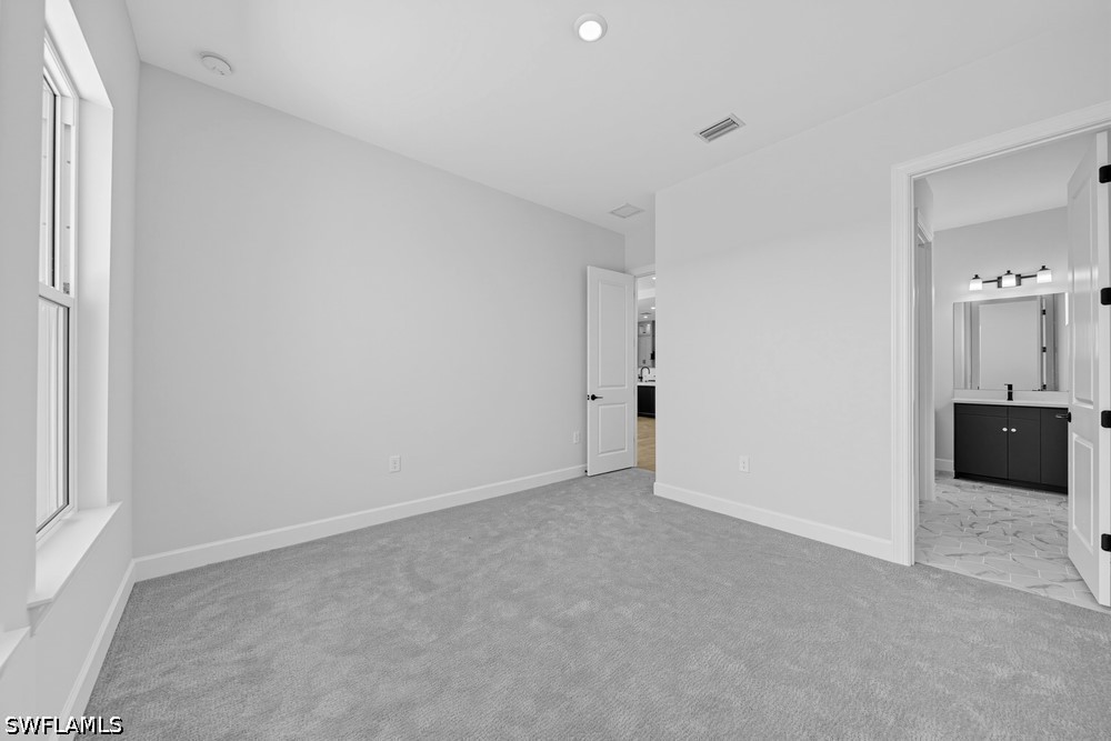 15756 Modena St Property Photo 20