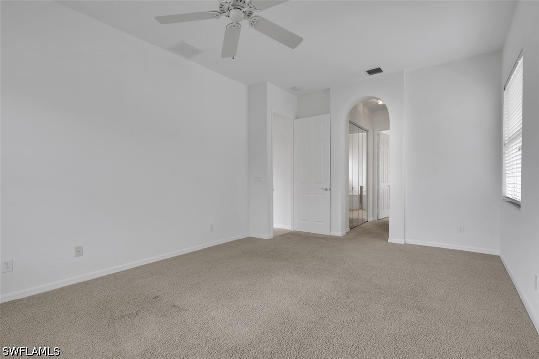 9404 Springview Loop Property Photo 15