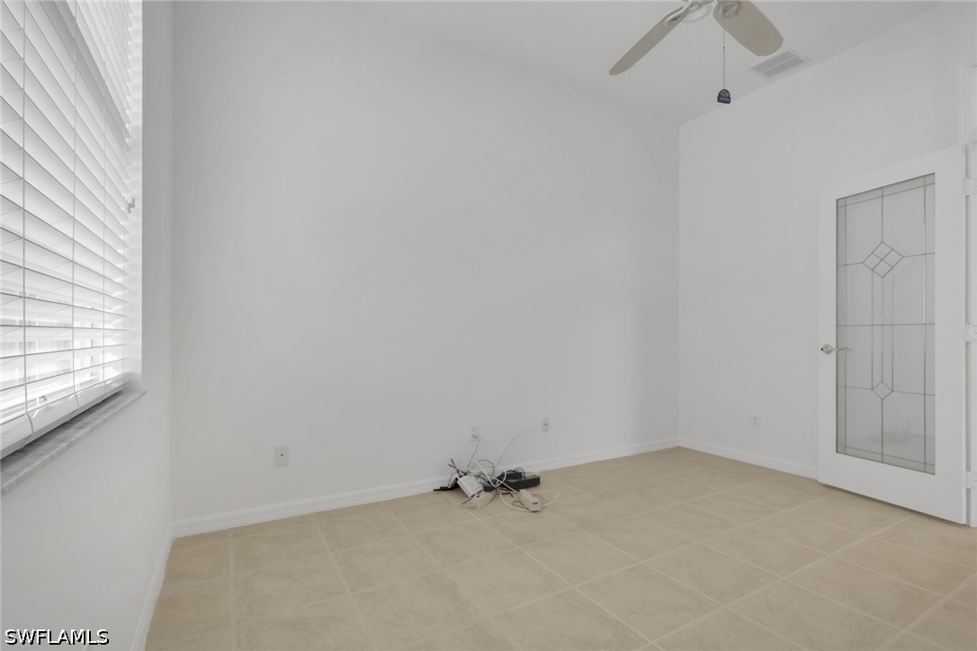 9404 Springview Loop Property Photo 22