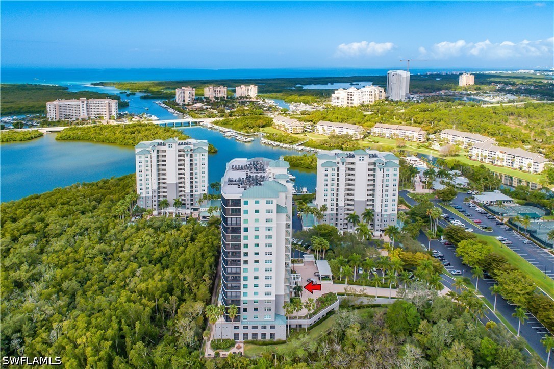 425 Cove Tower Dr 504 Property Photo 1