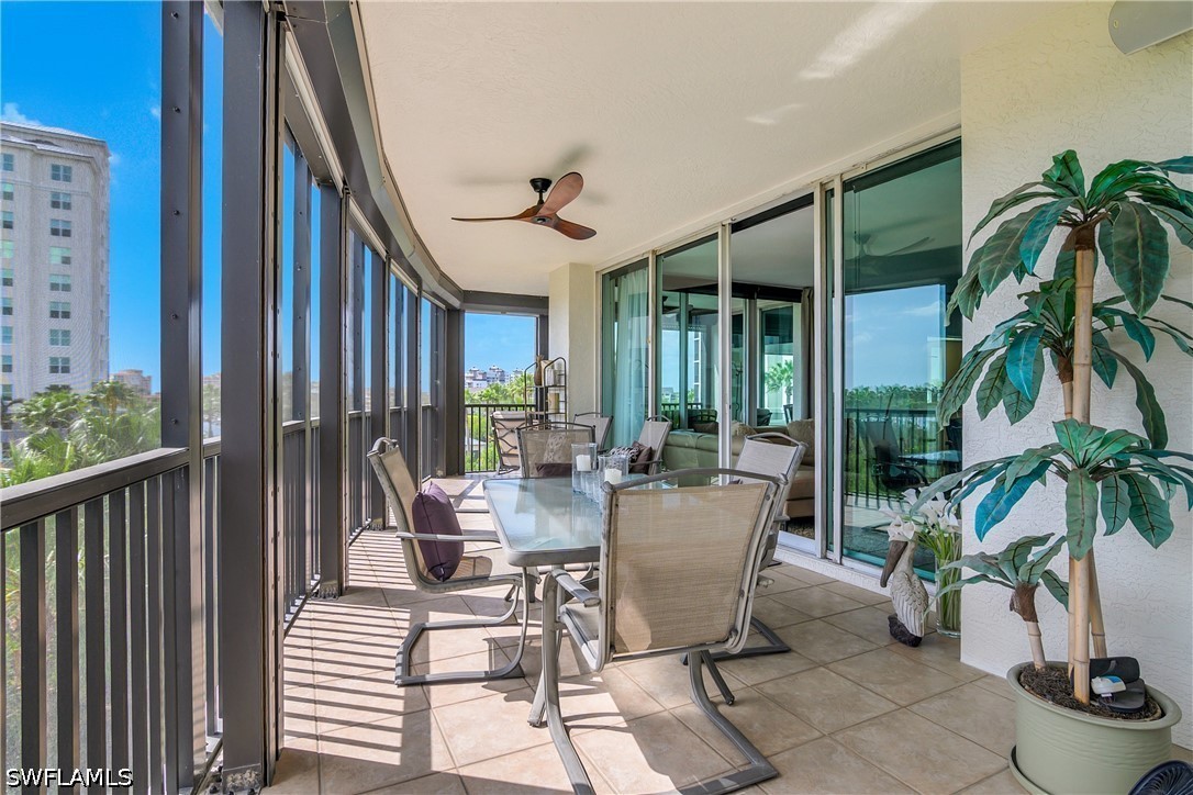 425 Cove Tower Dr 504 Property Photo 10