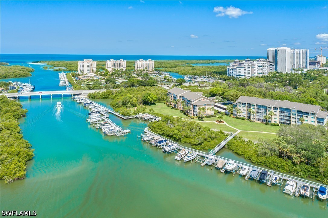 425 Cove Tower Dr 504 Property Photo 34