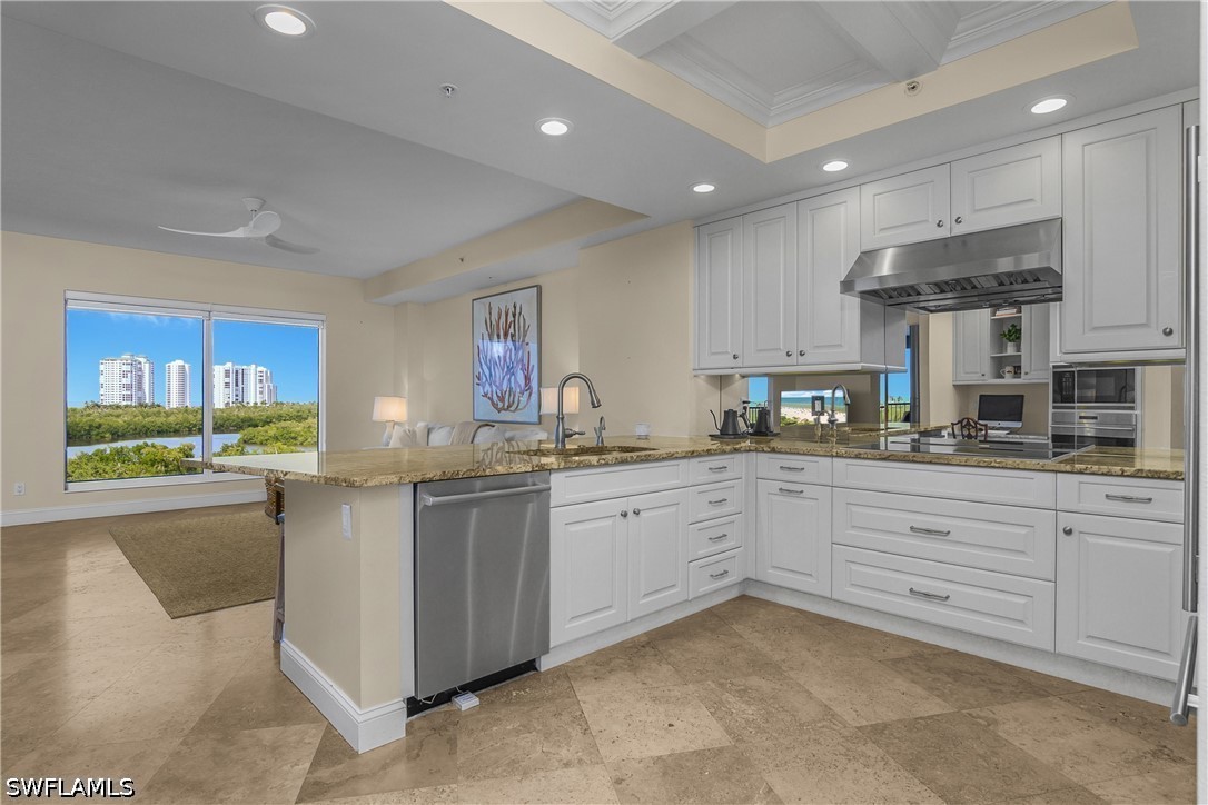 226014116 Property Photo 12
