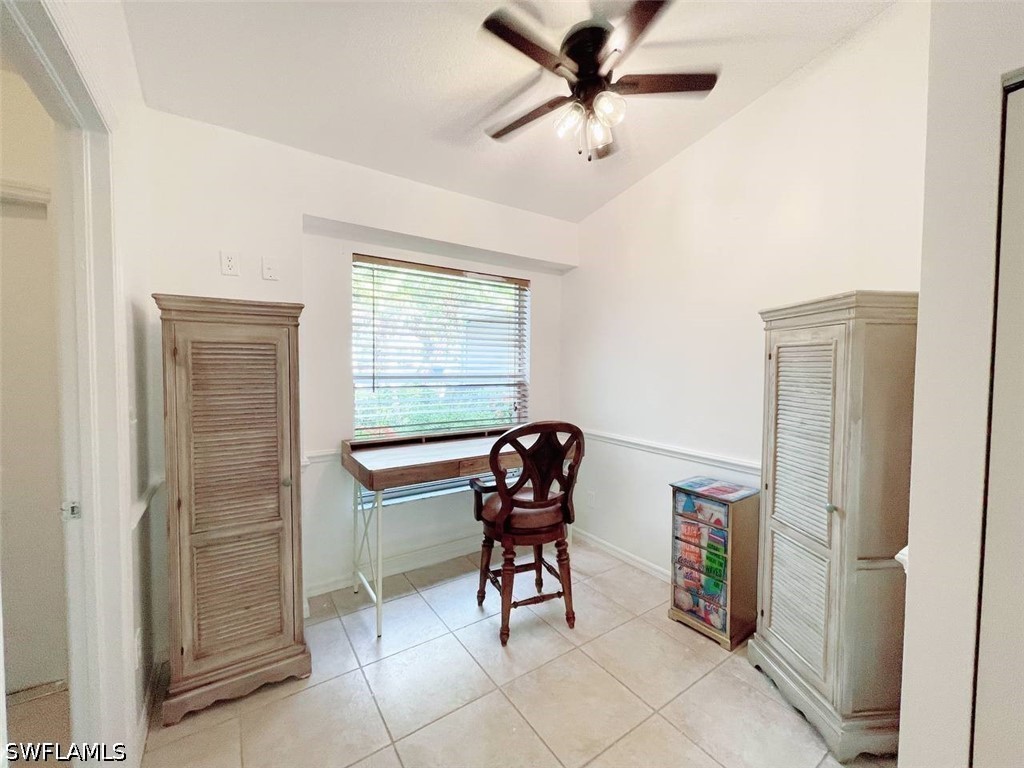 2037 W Crown Pointe Blvd Property Photo 11