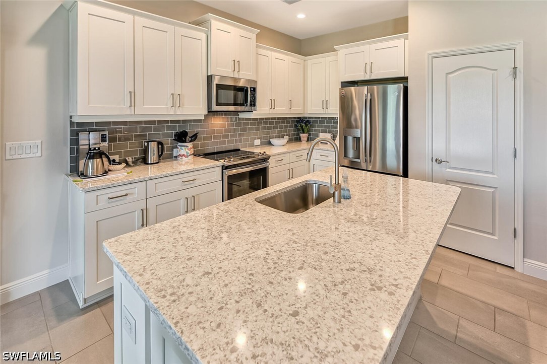 6954 Avalon Cir 707 Property Photo 6