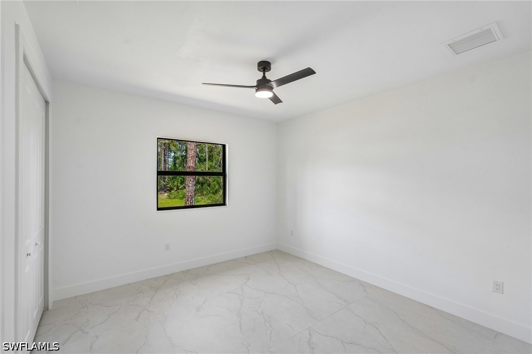 845-847 Meadow Rd Property Photo 15