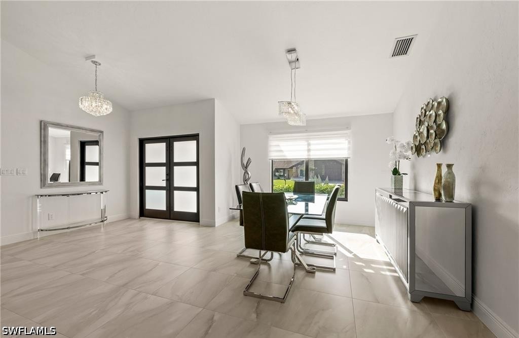 2307 Queens Way Property Photo 6