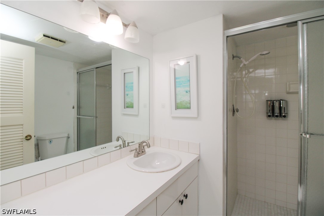 175 Turtle Lake Ct 111 Property Photo 28