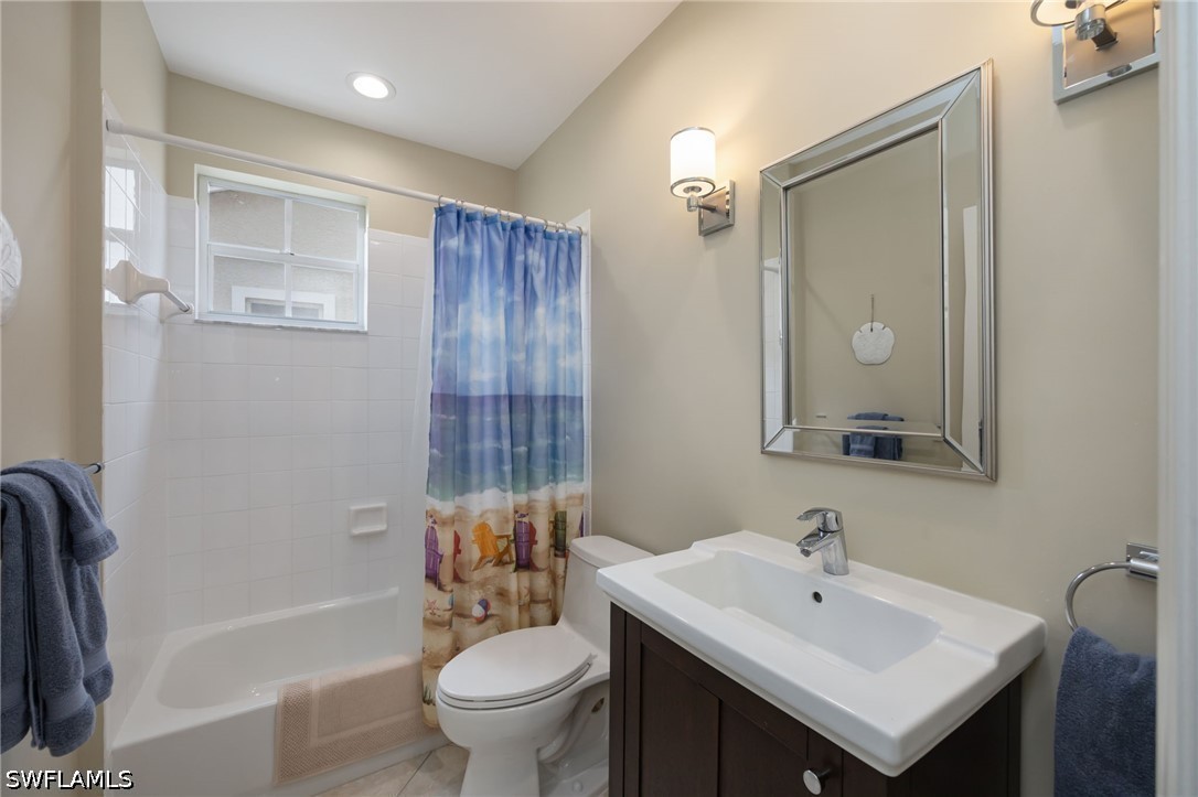 1505 Clermont Dr B202 Property Photo 21