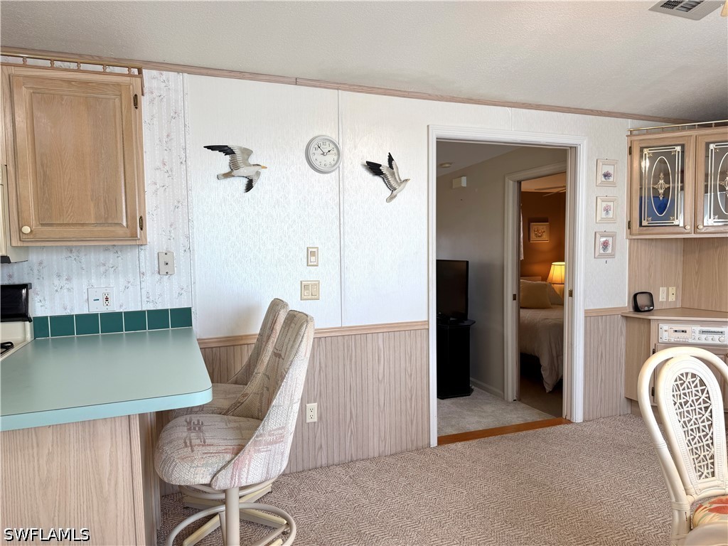 4501 Robert E Lee Blvd E Property Photo 8