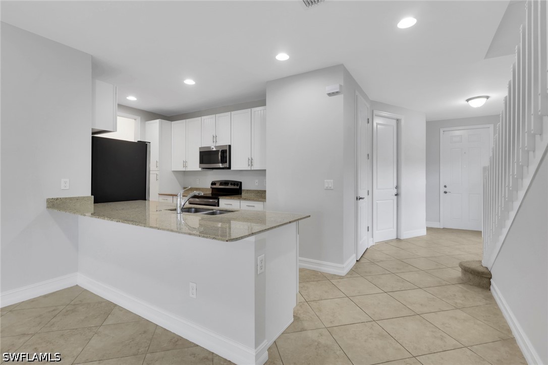 7738 Bristol Cir Property Photo 3
